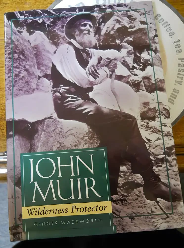 Book cover of 'John Muir: Wilderness Protector'